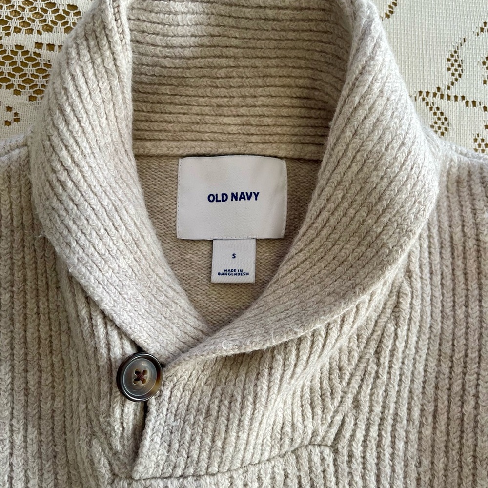 Old Navy Cream Ribbed Knit Sweater - Picture 8 of 12